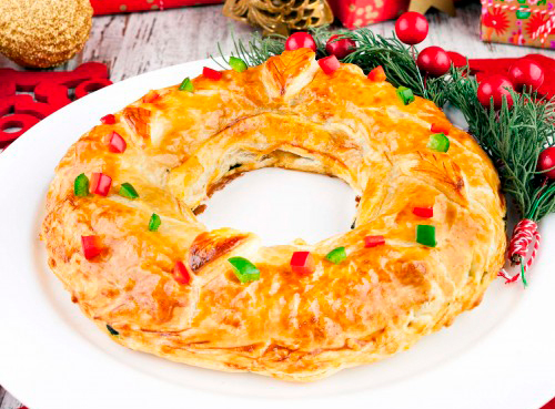 Falso roscón de Reyes con verduras y queso de cabra.